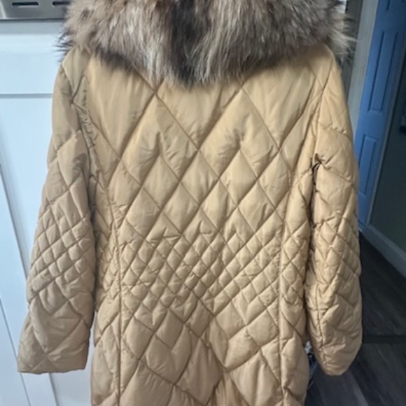 Postcard Nylon Feather Down/Authentic Fox Trim/BRAND NEW - SIZE M - Picture 13 of 16